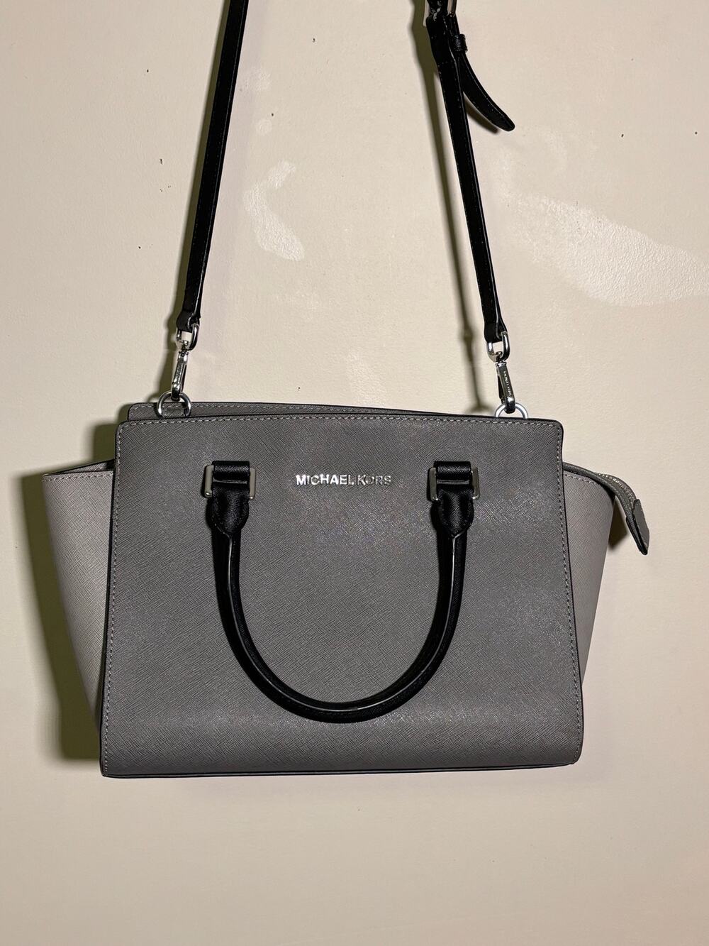 Michael Kors Selma Medium Satchel Gray Black Saffiano Leather Crossbody Bag